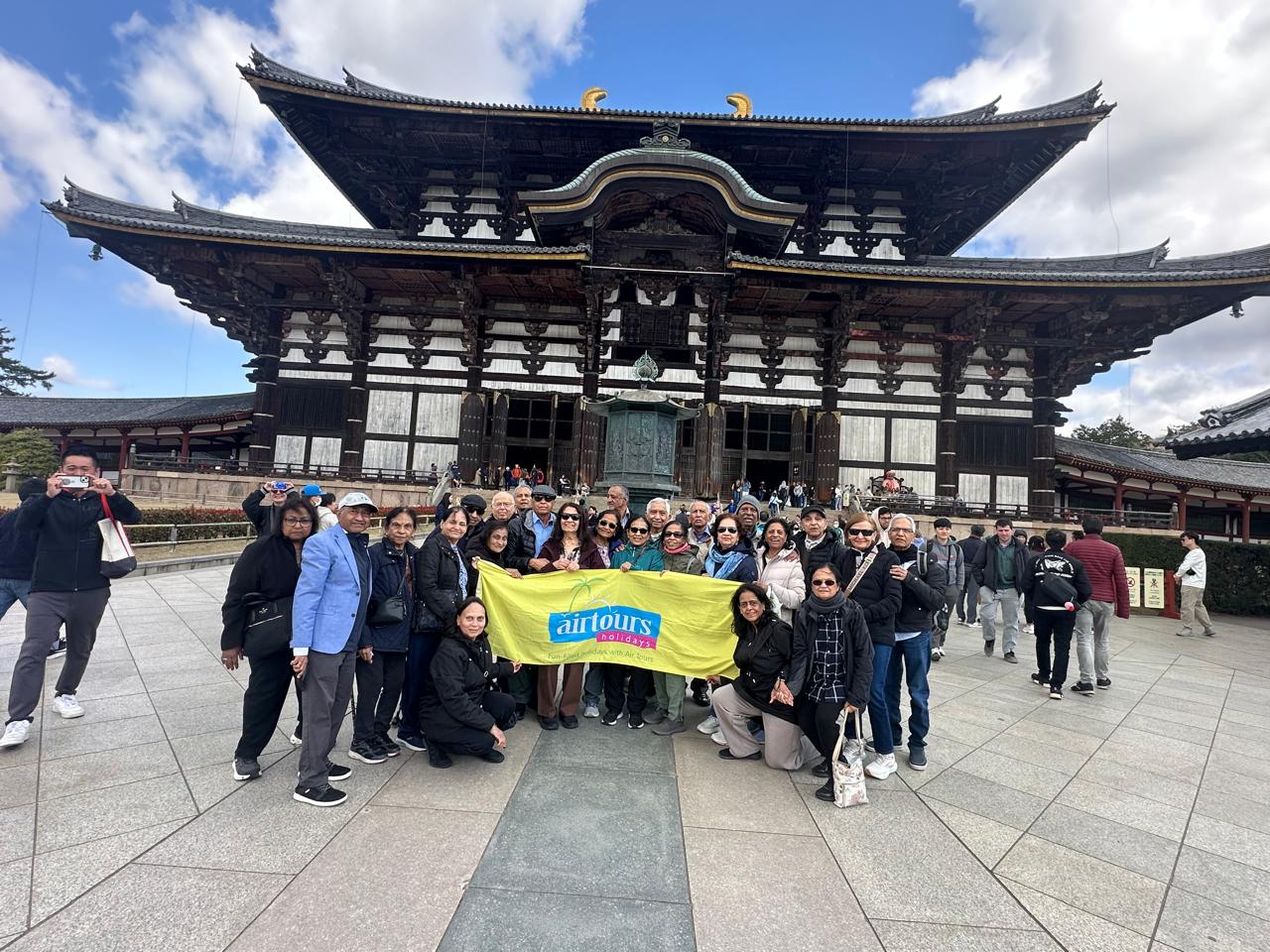 Group Picture of Japan South Korea March 2025 Tour